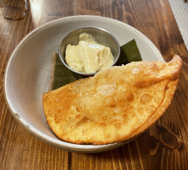 Berimbau--pastel de queijo